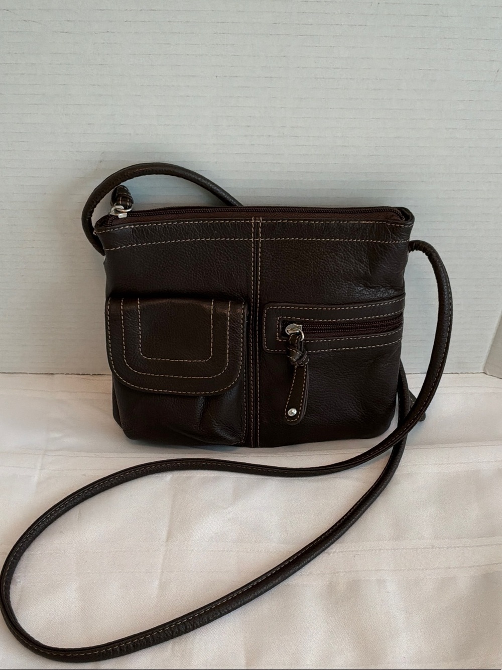 Clarks Dark Brown Leather Crossbody Messenger Bag